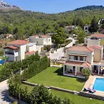 Villa Dimitra Springs By Villa Plus